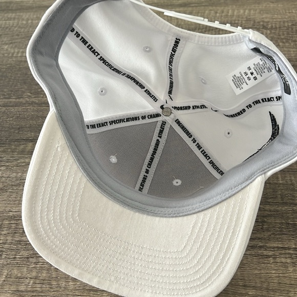 NWT - Nike Genesis Invitational Snapback Hat - Size M/L - Picture 6 of 6